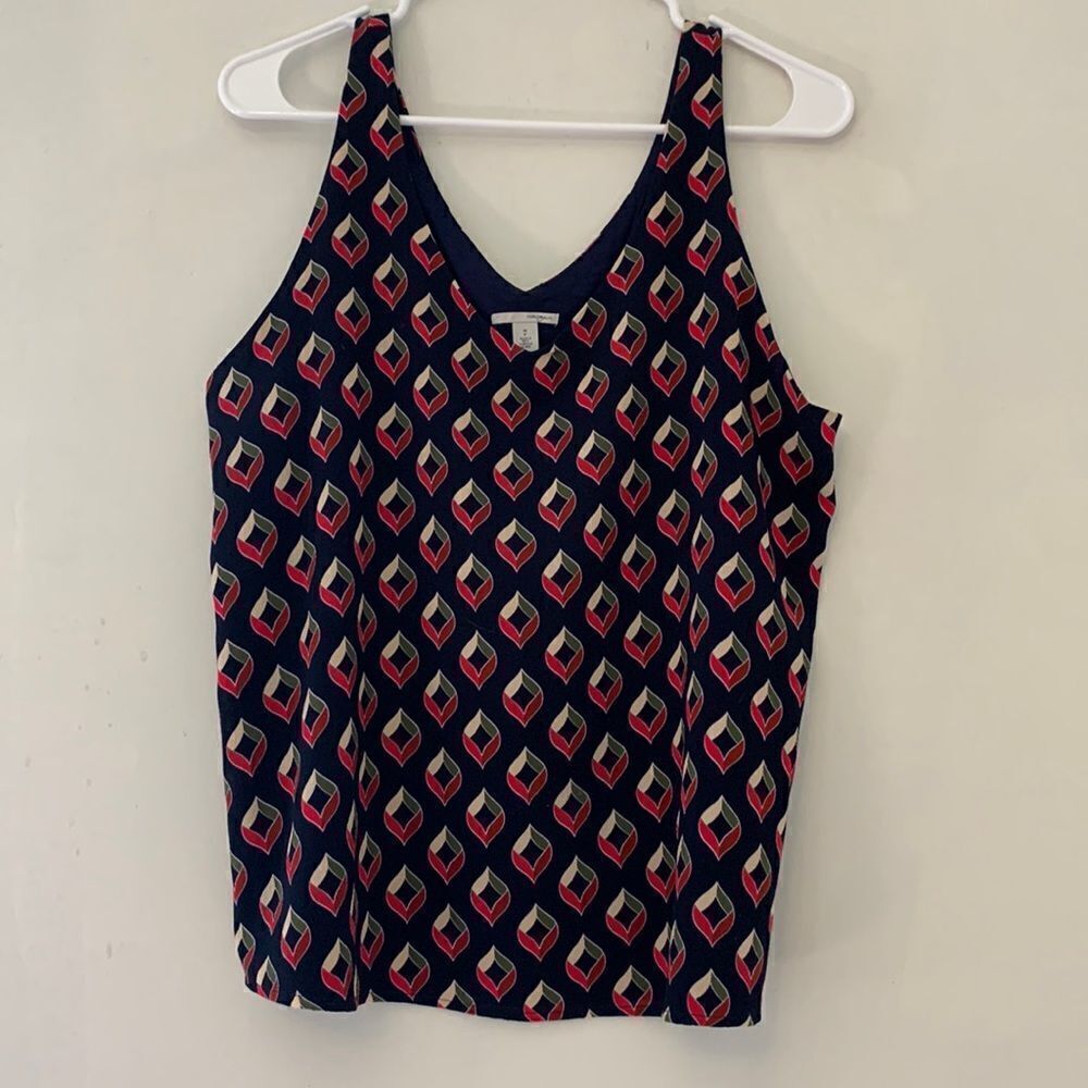 Halogen petite navy patterned sleeveless blouse Size MP Length 25” Bust about 18